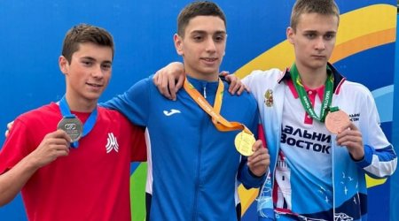 Azərbaycan üzgüçüsü beynəlxalq turnirdə qızıl medal qazandı - FOTO