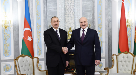 İlham Əliyev Lukaşenkonu TƏBRİK EDİB