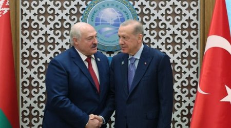Ərdoğan Lukaşenko ilə Astanada Rusiya-Ukrayna böhranının nizamlanmasını müzakirə edib