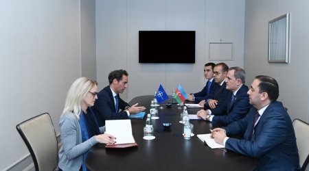 Ceyhun Bayramov NATO rəsmisi ilə Azərbaycan-Ermənistan sülh prosesini müzakirə etdi - FOTO