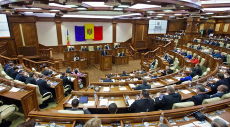 Moldova parlamentində axtarış aparılıdı