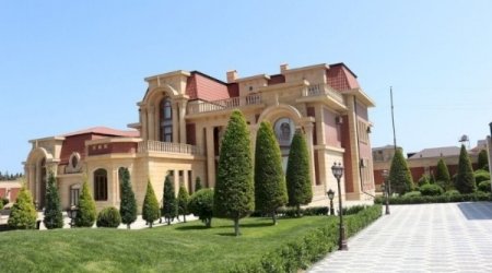 Bakıda bahalı villalar satışa çıxarılır - FOTO