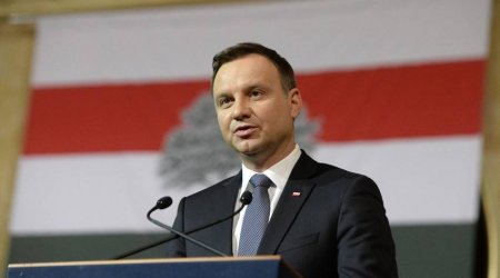 Anjey Duda: Polşa 23 min ukraynalı hərbçiyə təlim keçib