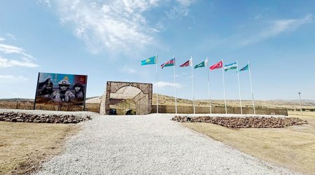 Xüsusi təyinatlılarımız Qazaxıstanda təlimdə iştirak edir – FOTO 