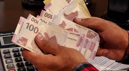 Qulluq yerini dəyişən gömrük işçiləri pul kompensasiyası ALACAQLAR