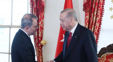 Ceyhun Bayramov: “Ərdoğanla görüşdə Azərbaycan-Türkiyə müttəfiqliyinin əhəmiyyəti vurğulanıb” - FOTO