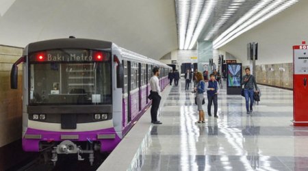 Bakı metrosunda qatarlar yenə GECİKDİ