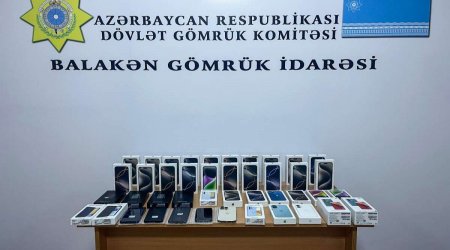 Ölkəyə 43 qanunsuz mobil telefon gətirmək istədilər