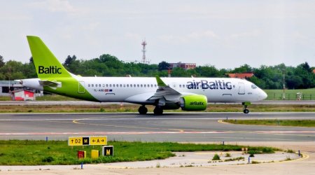 “AirBaltic” 4600-dən çox reysi ləğv edəcək