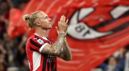 "Milan"nın sabiq futbolçusu karyerasını BİTİRDİ