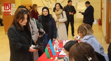 Paytaxtdakı seçki prosesindən FOTOREPORTAJ