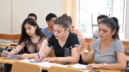 “Bəzi universitetlər qəsdən tələbələri kəsir ki, yayda gəlir mənbələri olsun” – ŞOK İDDİA