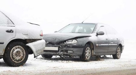 Qarlı havada baş verən QƏZALAR: Qusarda 30 avtomobil…