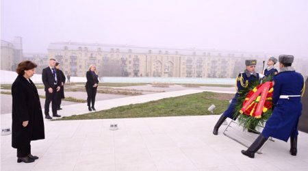 Şimali Makedoniya Prezidenti Zəfər parkında – FOTO