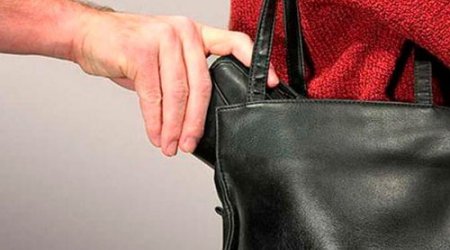 Bakıda kişini evinin qabağında döyüb qarət etdilər