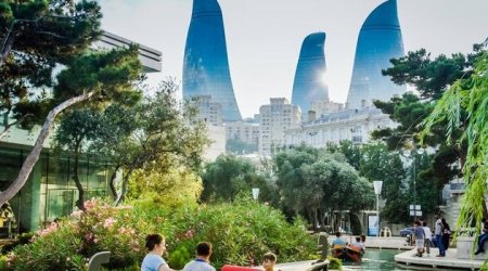 Azərbaycana gələn turistlərin sayı niyə AZALIR?