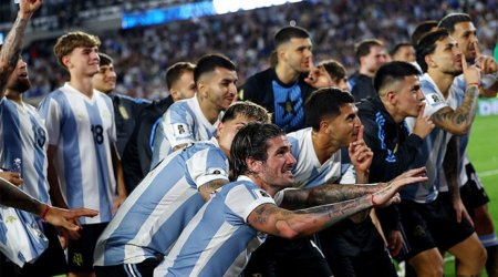 Argentina millisi Braziliyanı darmadağın etdi - VİDEO