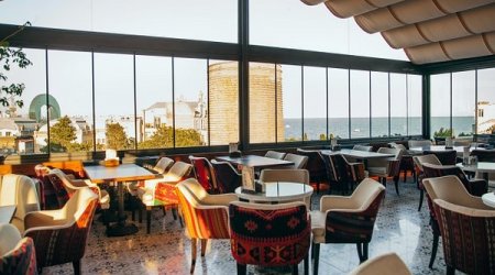 Bakıda daha bir məşhur restoran sökülür - VİDEO