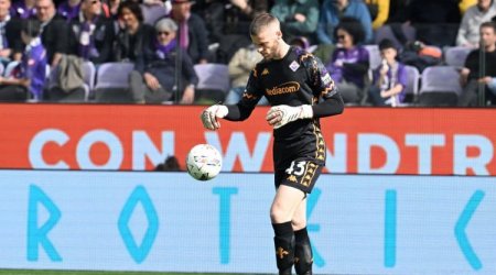 “Beşiktaş” məşhur qapıçı ilə danışıq aparır