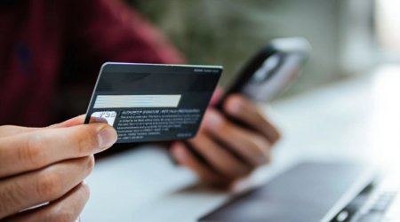 Bank telefon vasitəsilə hansısa məlumatı vətəndaşdan istəyə bilər? – VİDEO