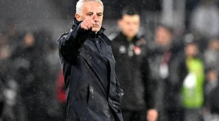 Mourinyo: “Fənərbağça”nın 35 milyon məşqçisi var”