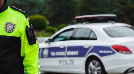 Maşını səkidə saxlayanlara XƏBƏRDARLIQ: 60 manat və 2 bal CƏRİMƏ - FOTO