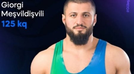 Daha bir güləşçimiz yarımfinalda