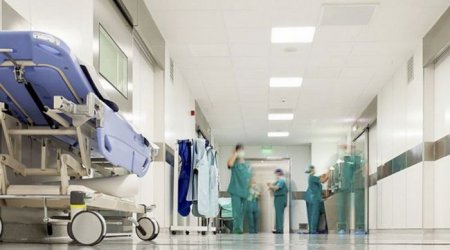 Bərdədə qadın TikTok-da mübahisə etdiyi kişini bıçaqladı