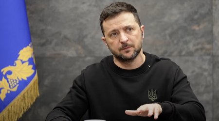 Zelenski: “Rusiya 100 minə yaxın ukraynalı əsgəri və 13 min dinc sakini öldürüb”
