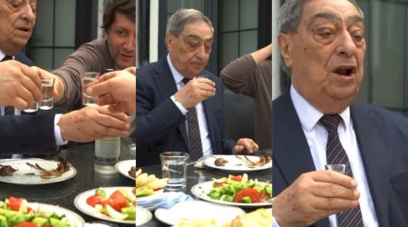 Rəşid Mahmudov görün nəyi reklam etdi: “Bu arağı için...” – VİDEO