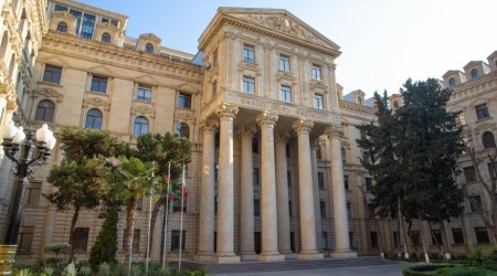 “Fransadan sülhə xidmət etməyən addımlara son qoymağı tələb edirik” – BƏYANAT