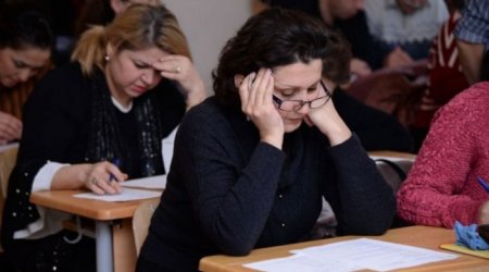 Attestasiyadan kəsilən müəllim 7 il əvvəl rəhmətə gedən direktoru sağ bilirmiş...
