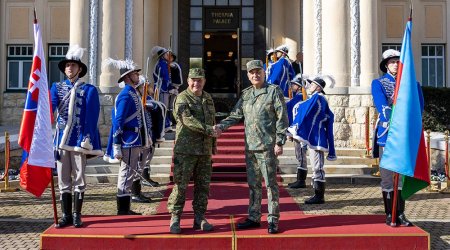 Azərbaycanla Slovakiya arasında hərbi sahələrdə əməkdaşlıq MÜZAKİRƏ EDİLDİ - FOTO