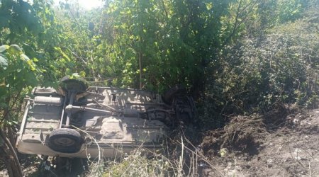 Tovuzda minik maşını aşdı – FOTO