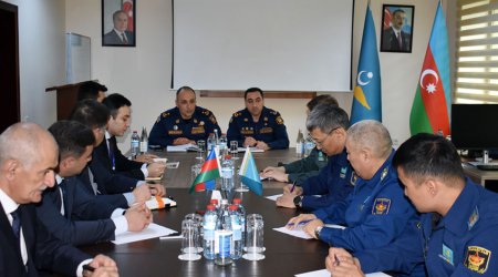 Qazaxıstan nümayəndə heyəti Azərbaycan HHQ-ni ziyarət etdi - FOTO
