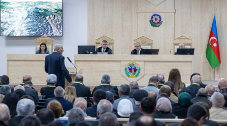 Xocalı soyqırımı ilə bağlı dəhşətli videomateriallar nümayiş etdirildi - MƏHKƏMƏ/FOTO