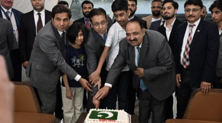 Pakistanın bu şəhərindən Bakıya birbaşa uçuş həyata keçirildi - FOTO