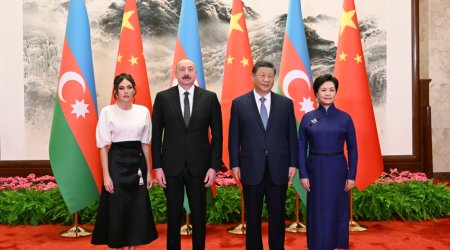 Si Cinpinin adından İlham Əliyevin şərəfinə RƏSMİ ZİYAFƏT