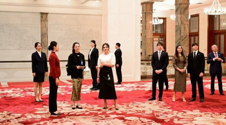 Mehriban Əliyeva Pekində Böyük Xalq Sarayını ZİYARƏT ETDİ - FOTO