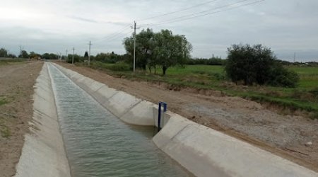 Ağcabədidə su kanalının kənarından avtomat TAPILDI