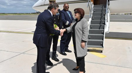 Sahibə Qafarova Fransiskin dəfnində iştirak etmək üçün İtaliyaya SƏFƏR ETDİ