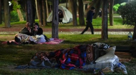 İstanbul sakinləri bu gecəni də küçələrdə KEÇİRƏCƏKLƏR - VİDEO