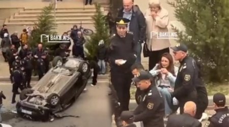 Bakıda xanım sürücü maşını aşırdı – VİDEO