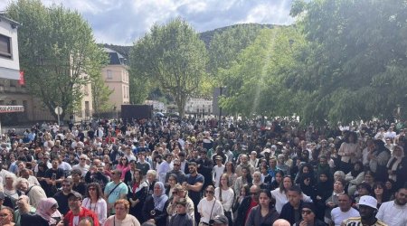 Fransada müsəlman gənc öldürüldü: Yüzlərlə insan etiraza başladı - VİDEO