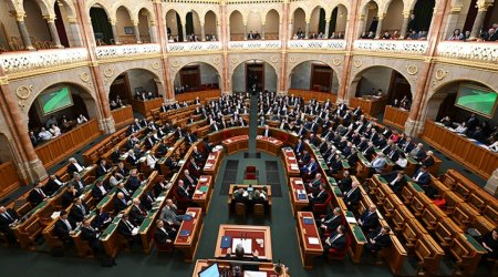 Macarıstan Beynəlxalq Cinayət Məhkəməsindən çıxır – Parlament QƏRAR VERDİ