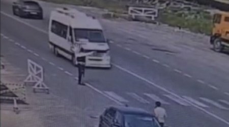 Sərxoş mikroavtobus sürücüsü həbs olundu – VİDEO
