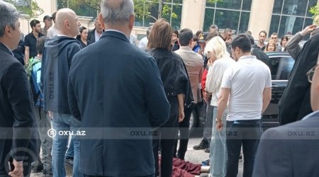 Bakıda piyada keçidində qadını maşın vurdu