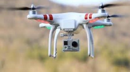 Astanada dron qadına pəncərədən kənara çəkilməyi əmr etdi – ANBAAN VİDEO