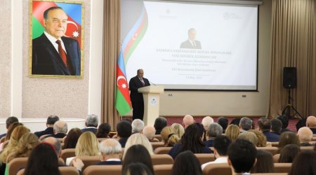 Görkəmli elm xadimləri Ümumilli Lider Heydər Əliyevin ildönümünə həsr olunan KONFRANSDA – FOTO