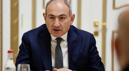 Paşinyan od püskürdü: “Susun, oturun və məni əsəbləşdirməyin!”